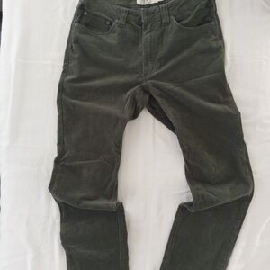 Mountain Khakis Men’s 34x32 Green Corduroy Pants